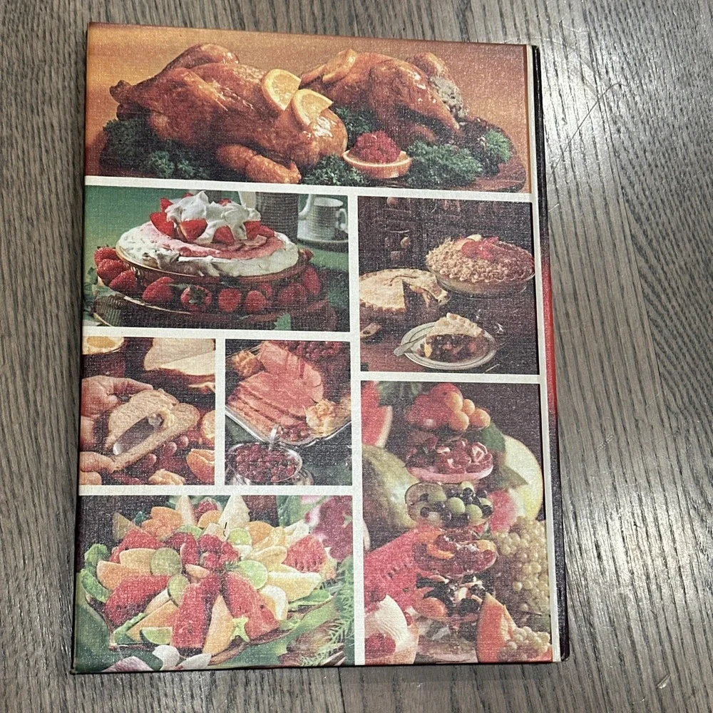 Vintage 1969 So Good With Fruit Cookbook Recipes Cook Book Hardcover‎
